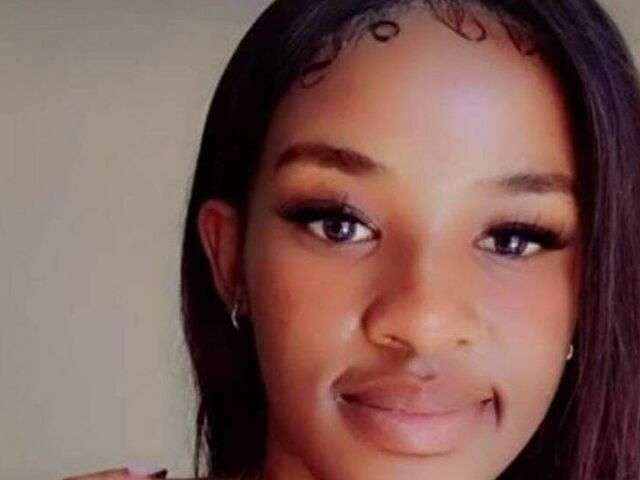 ZINHLE22 amateur webcam photo